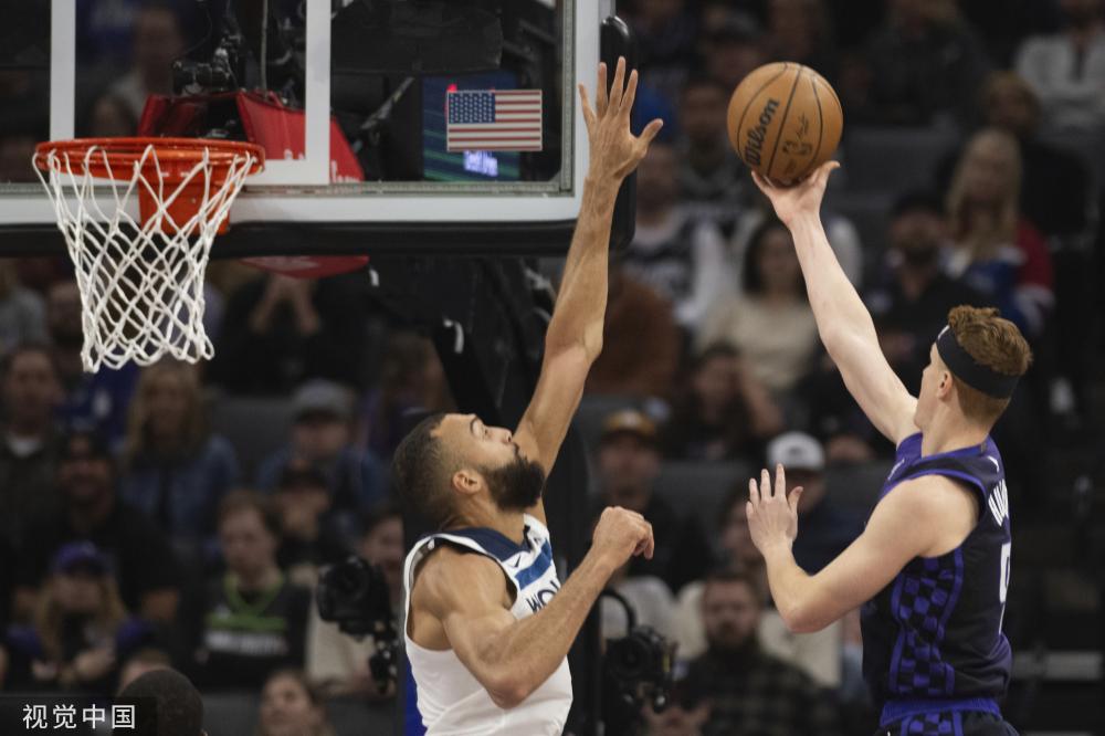 且裁判的判 且裁判的判