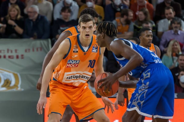 他的轨迹是 他的轨迹是